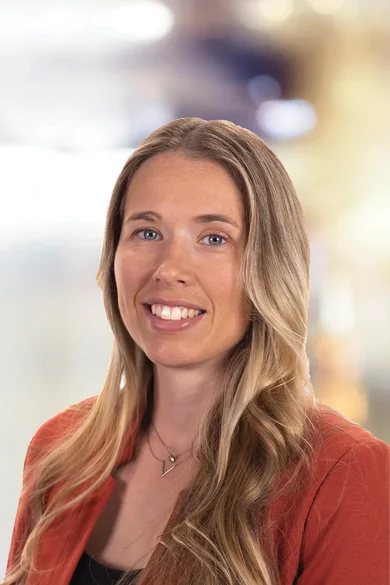 Portrait of Rebecca Turner, REALTOR® | ABR® | PSA | NRLUX.